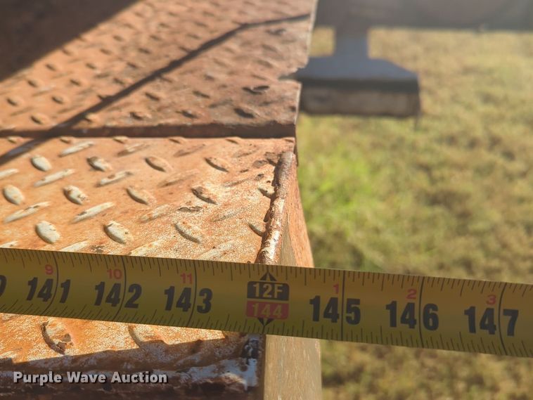 image for item EQ2210 Simonsen Q812SS spreader bed