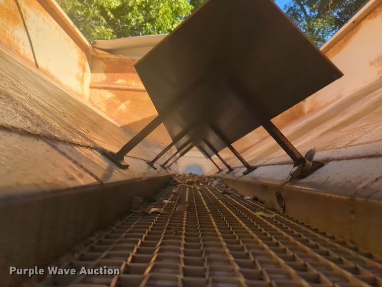 image for item EQ2210 Simonsen Q812SS spreader bed