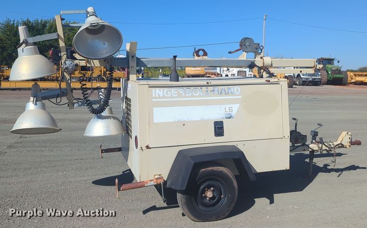 image for item EQ2277 1998 Ingersoll Rand  L64MH light plant