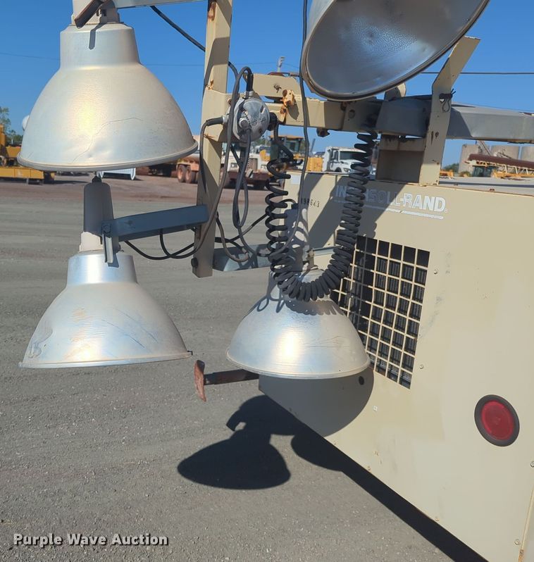 image for item EQ2277 1998 Ingersoll Rand  L64MH light plant