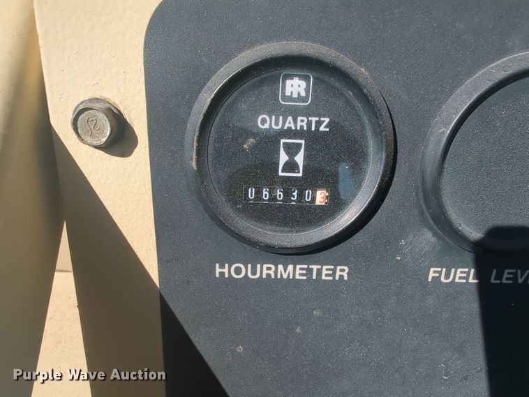 image for item EQ2277 1998 Ingersoll Rand  L64MH light plant