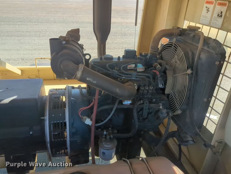 image for item EQ2277 1998 Ingersoll Rand  L64MH light plant