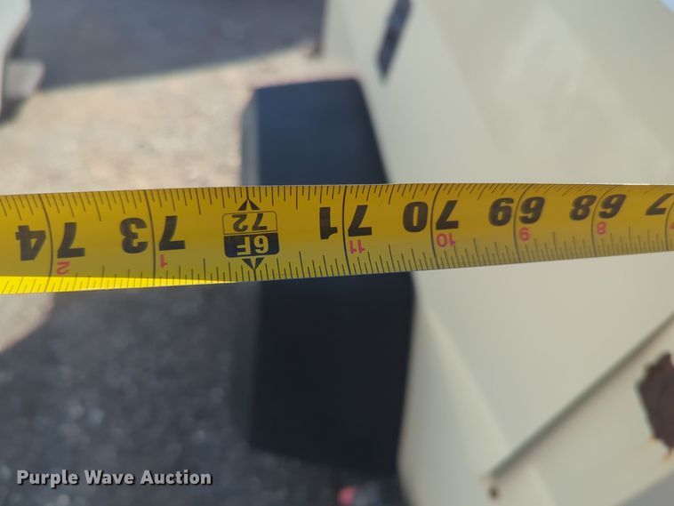 image for item EQ2277 1998 Ingersoll Rand  L64MH light plant