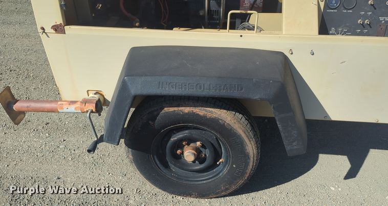 image for item EQ2277 1998 Ingersoll Rand  L64MH light plant