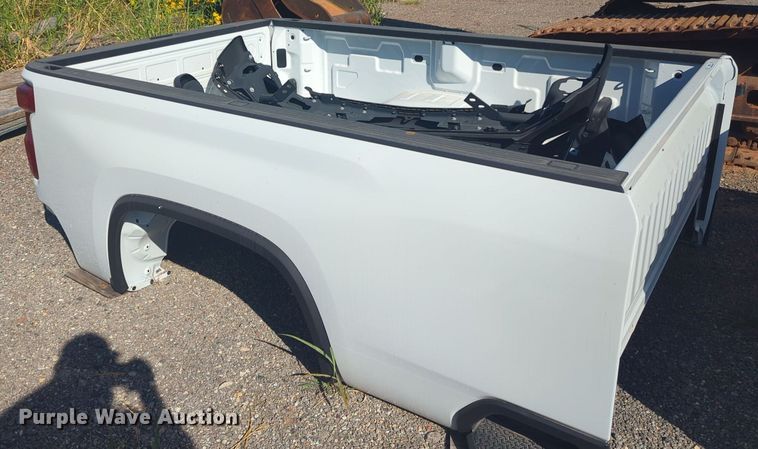 image for item EQ2282 Chevrolet  Silverado pickup truck bed