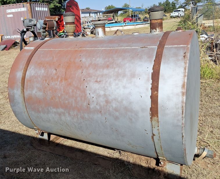 image for item EQ2326 Fuel tank 