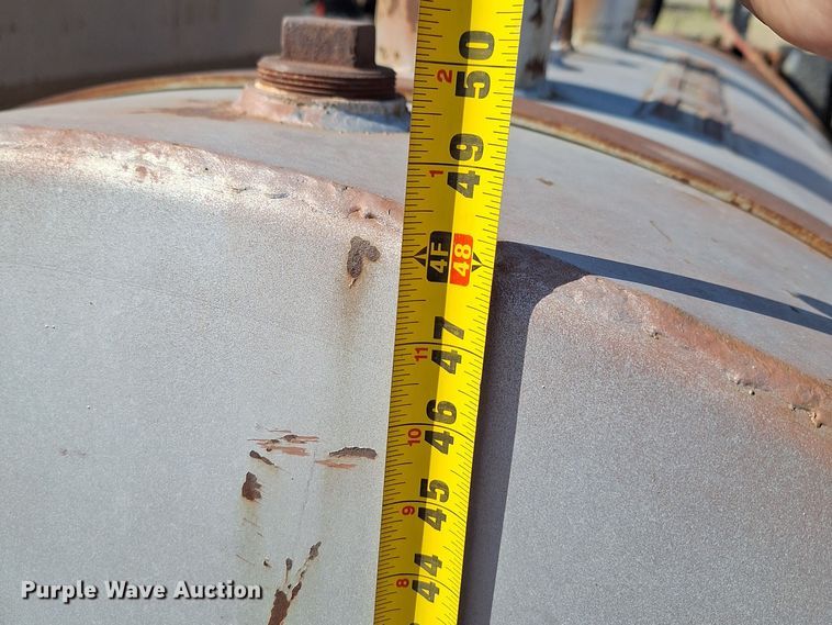 image for item EQ2326 Fuel tank 