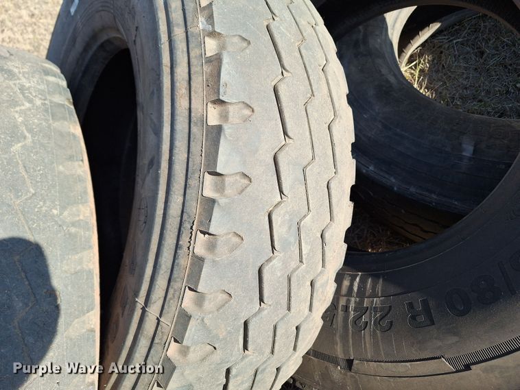 image for item EQ2329 Tires
