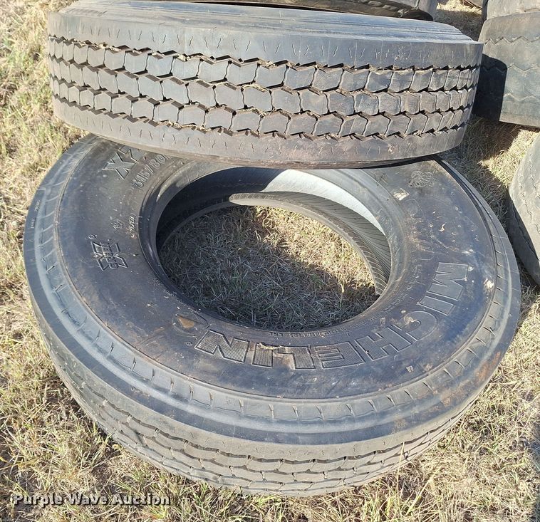 image for item EQ2329 Tires