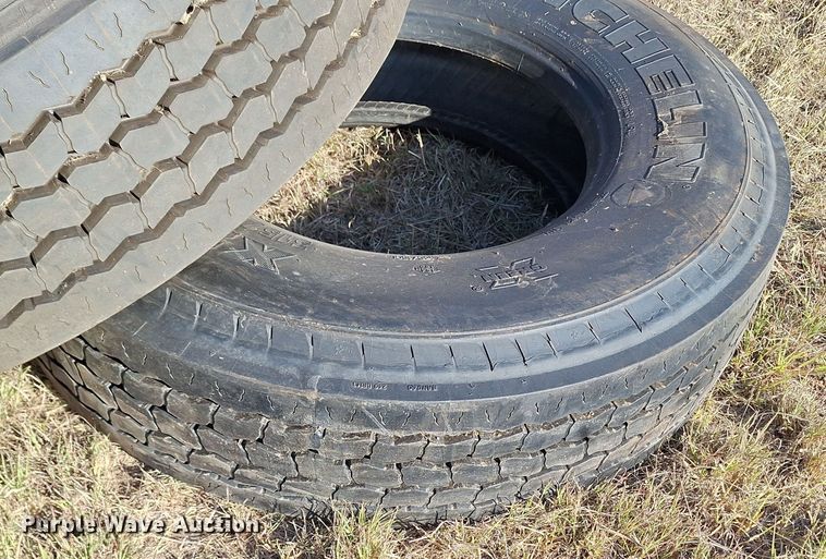 image for item EQ2329 Tires