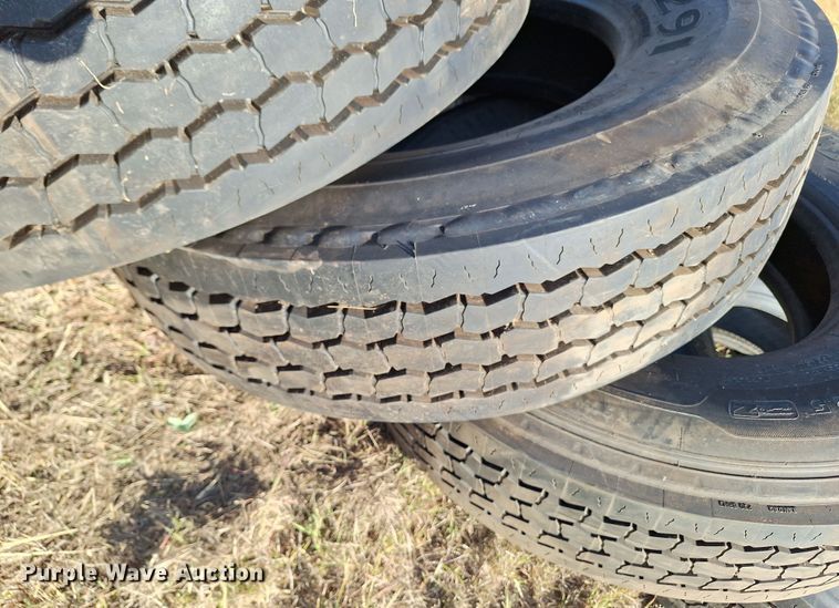 image for item EQ2329 Tires