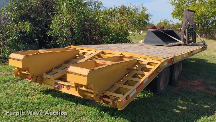 image for item EQ2333 2019 Belshe equipment trailer