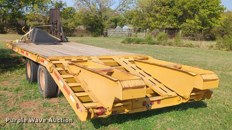 image for item EQ2333 2019 Belshe equipment trailer