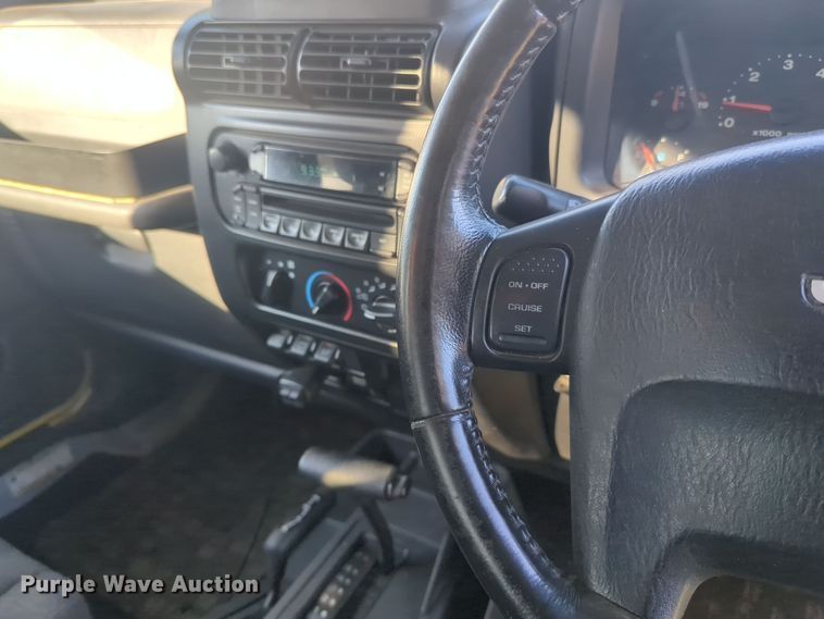 image for item EQ2346 2005 Jeep Wrangler SUV