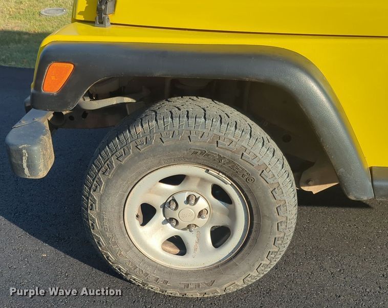 image for item EQ2346 2005 Jeep Wrangler SUV