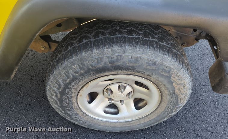 image for item EQ2346 2005 Jeep Wrangler SUV