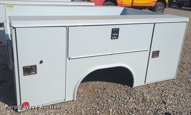 image for item EQ2347 Reading utility bed