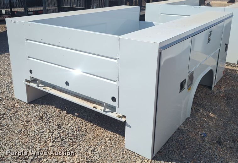 image for item EQ2347 Reading utility bed