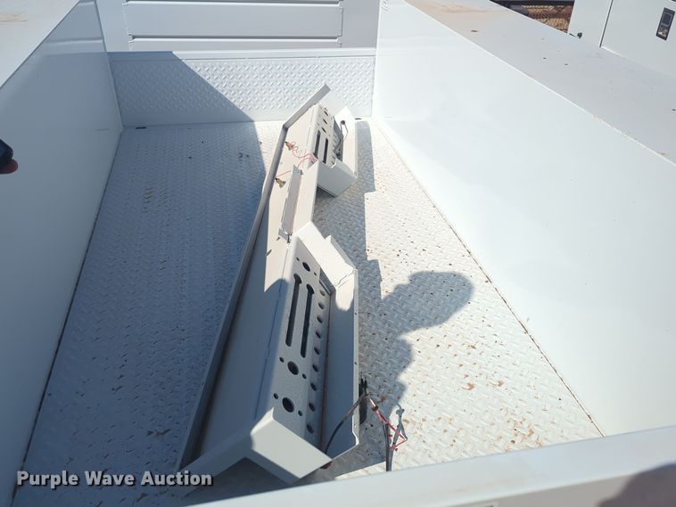 image for item EQ2348 Reading utility bed