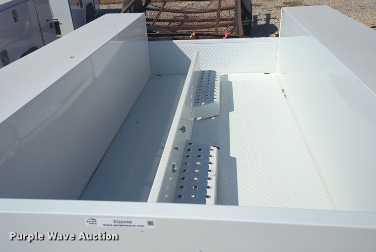 image for item EQ2349 Reading utility bed