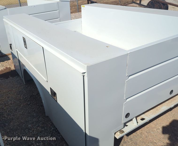 image for item EQ2350 Reading utility bed