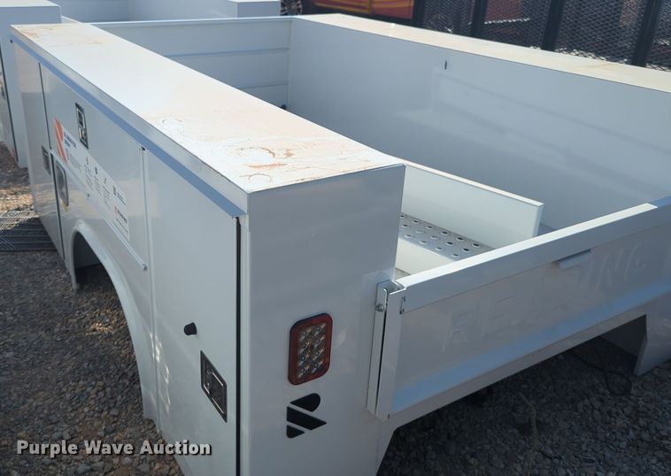 image for item EQ2351 Reading utility bed