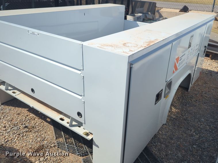 image for item EQ2351 Reading utility bed