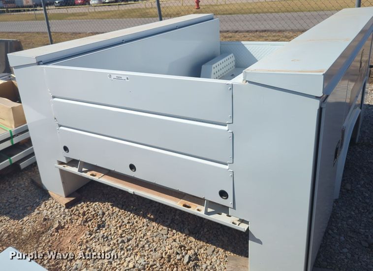 image for item EQ2352 Reading utility bed