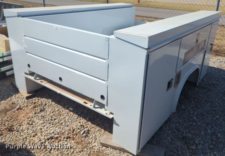 image for item EQ2352 Reading utility bed