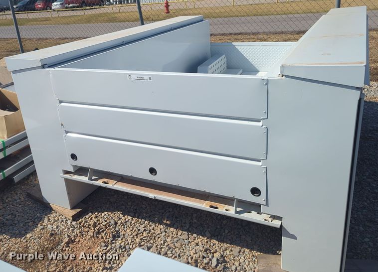 image for item EQ2352 Reading utility bed