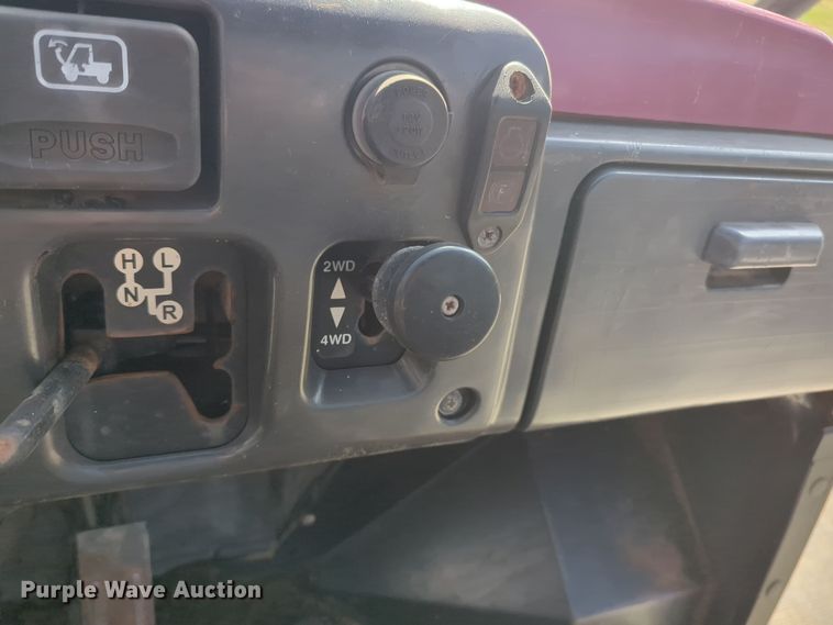 image for item EQ2433 Kawasaki Mule 3010 utility vehicle