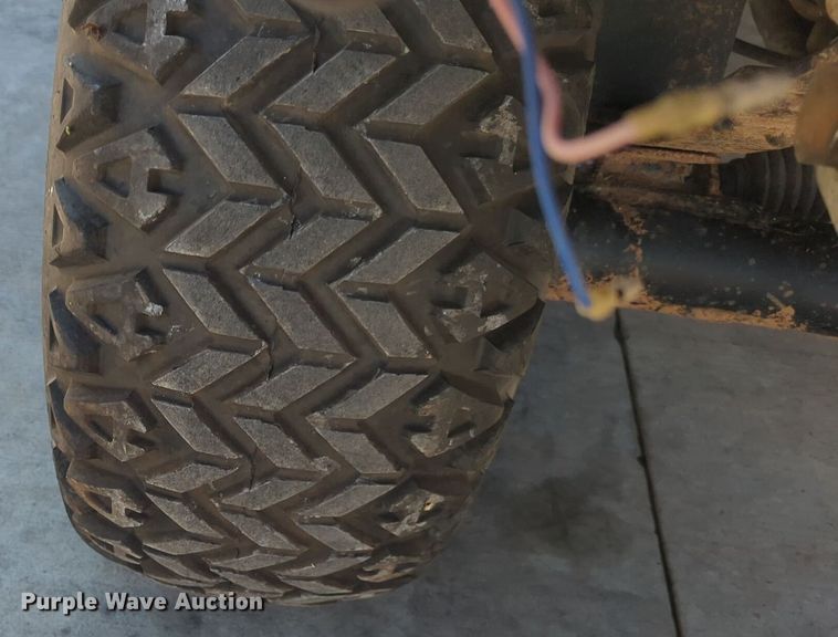 image for item EQ2433 Kawasaki Mule 3010 utility vehicle