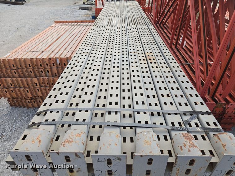 image for item EQ3537 T-Bolt  pallet racking 