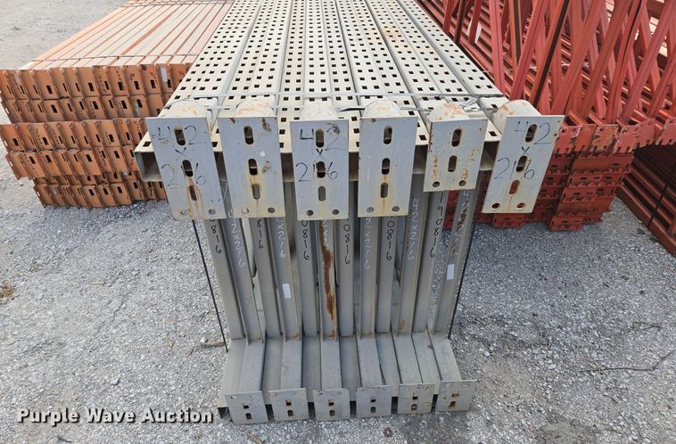 image for item EQ3537 T-Bolt  pallet racking 