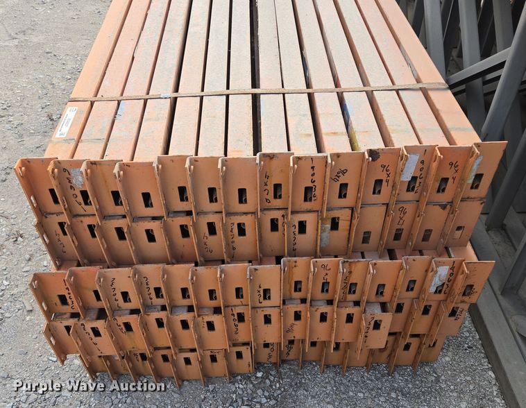 image for item EQ3537 T-Bolt  pallet racking 
