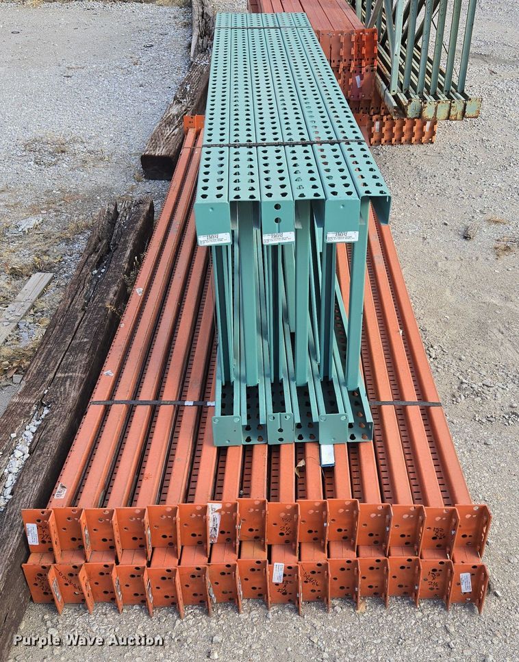 image for item EQ3541 Teardrop pallet racking 