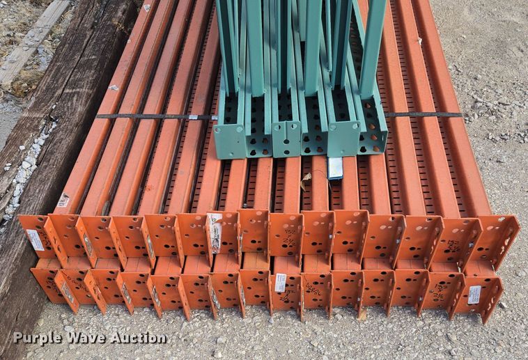 image for item EQ3541 Teardrop pallet racking 