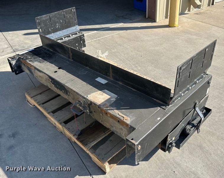 image for item ER8042 Tommy Gate end gate lift