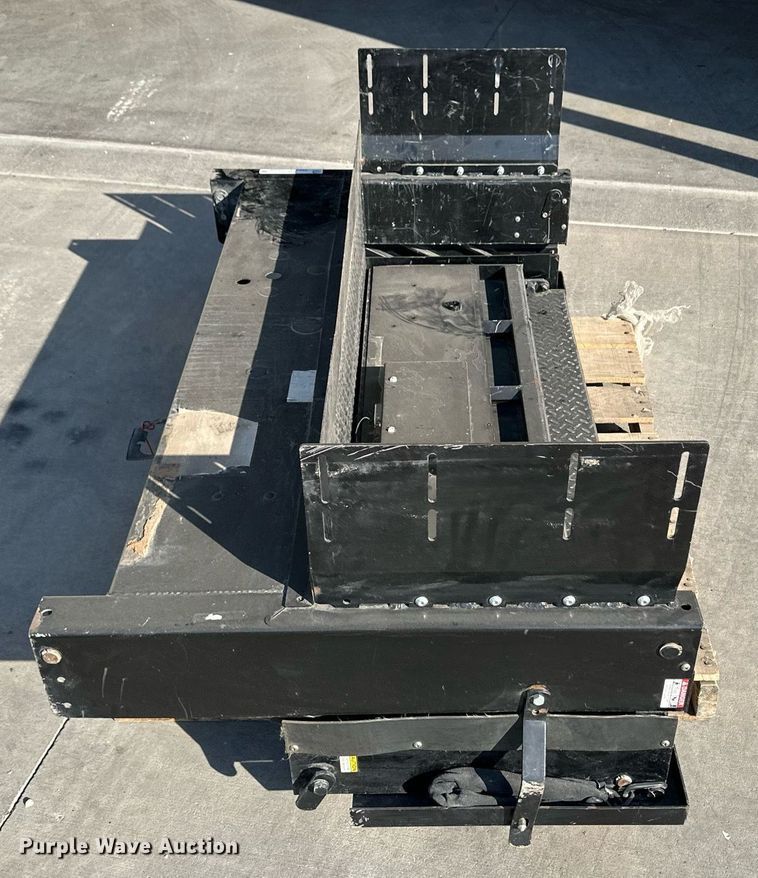 image for item ER8042 Tommy Gate end gate lift