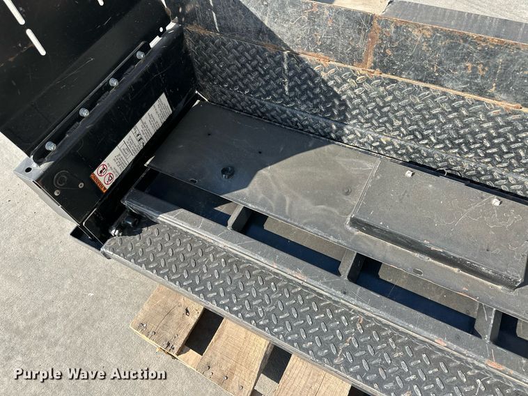 image for item ER8042 Tommy Gate end gate lift