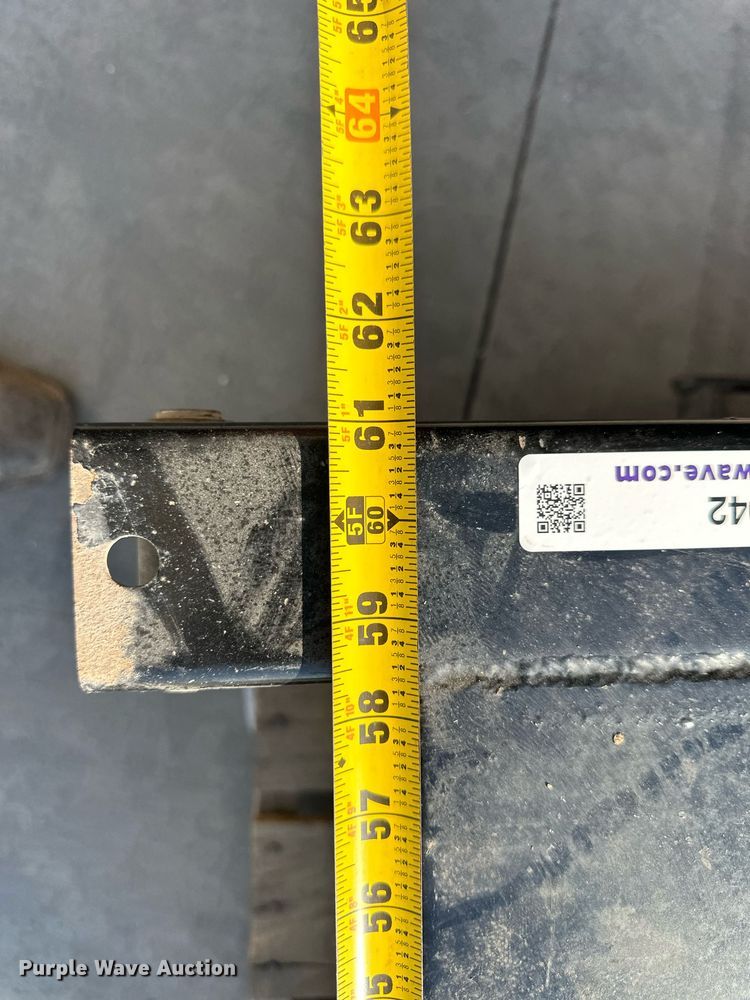 image for item ER8042 Tommy Gate end gate lift