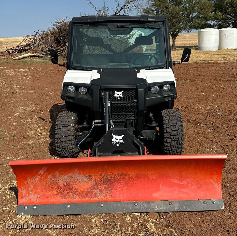 image for item IE9112 2016 Bobcat 3650 utility vehicle