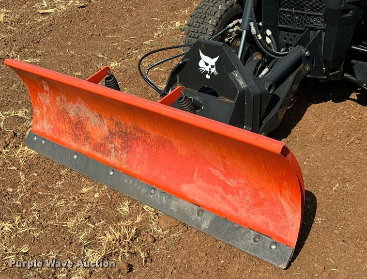 image for item IE9112 2016 Bobcat 3650 utility vehicle