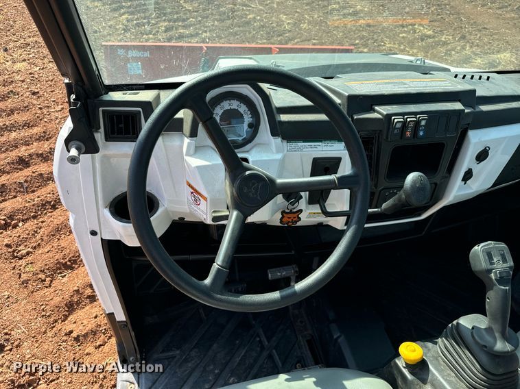 image for item IE9112 2016 Bobcat 3650 utility vehicle