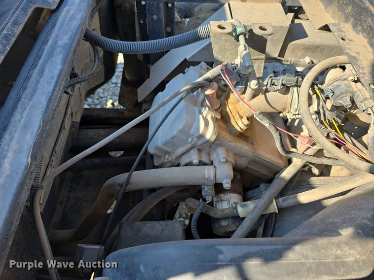 image for item IO9994 2013 Bobcat 3400 utility vehicle