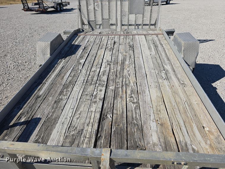 image for item JO9245 2002 H&S UTT712A utility trailer