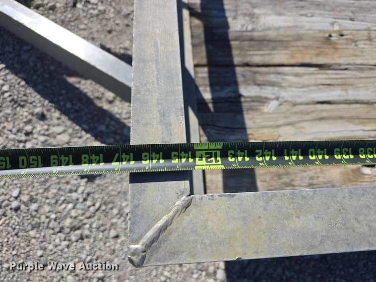 image for item JO9245 2002 H&S UTT712A utility trailer