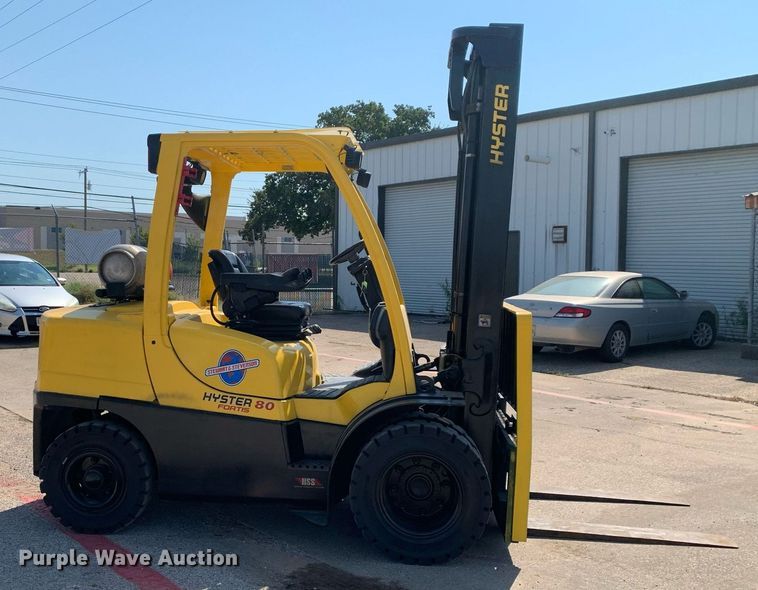 image for item JT9679 2014 Hyster H80FT forklift