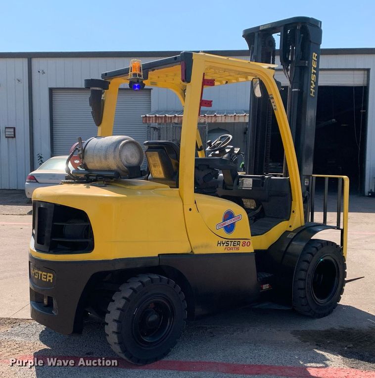 image for item JT9679 2014 Hyster H80FT forklift