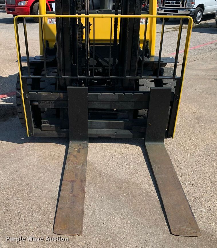 image for item JT9679 2014 Hyster H80FT forklift